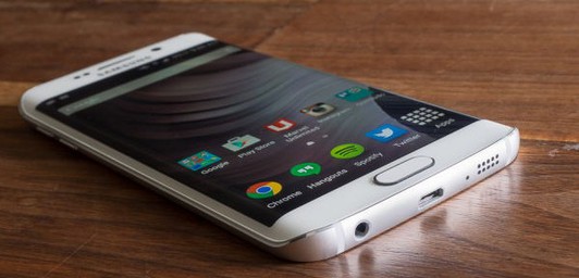 新旗舰三星Galaxy S6edge plus将在俄罗斯以54990卢布的价格出售